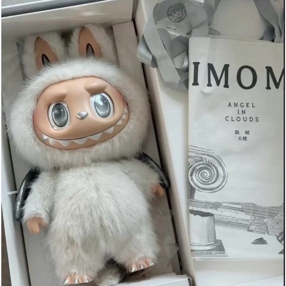 ANGEL IN THE CLOUDS LABUBU POPMART - Picture 2 of 4